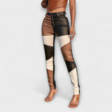 Emília™ ｜ Riemenbroek s šarenim blok uzorkom